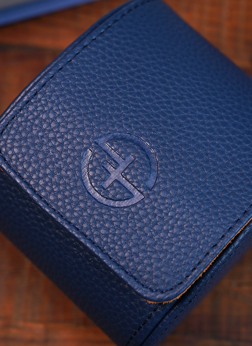 Blue Watch Roll – One Watch